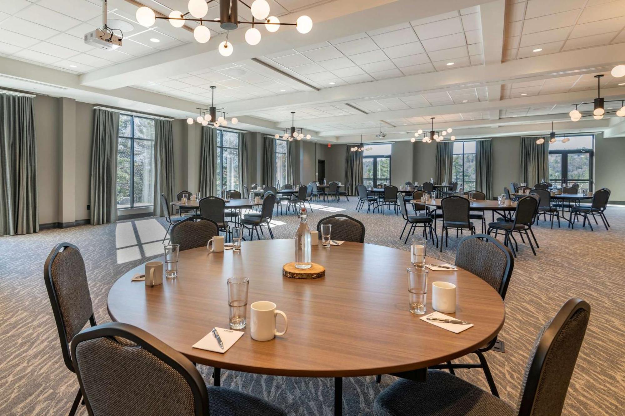 Cambria Hotel Lake Placid - Lakeside Resort 外观 照片