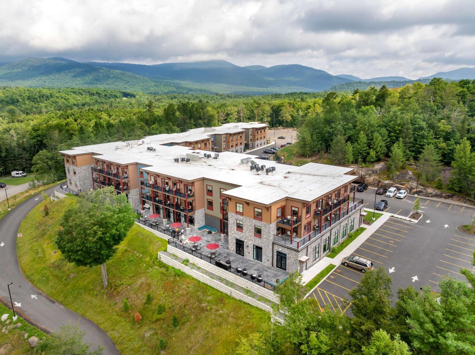 Cambria Hotel Lake Placid - Lakeside Resort 外观 照片