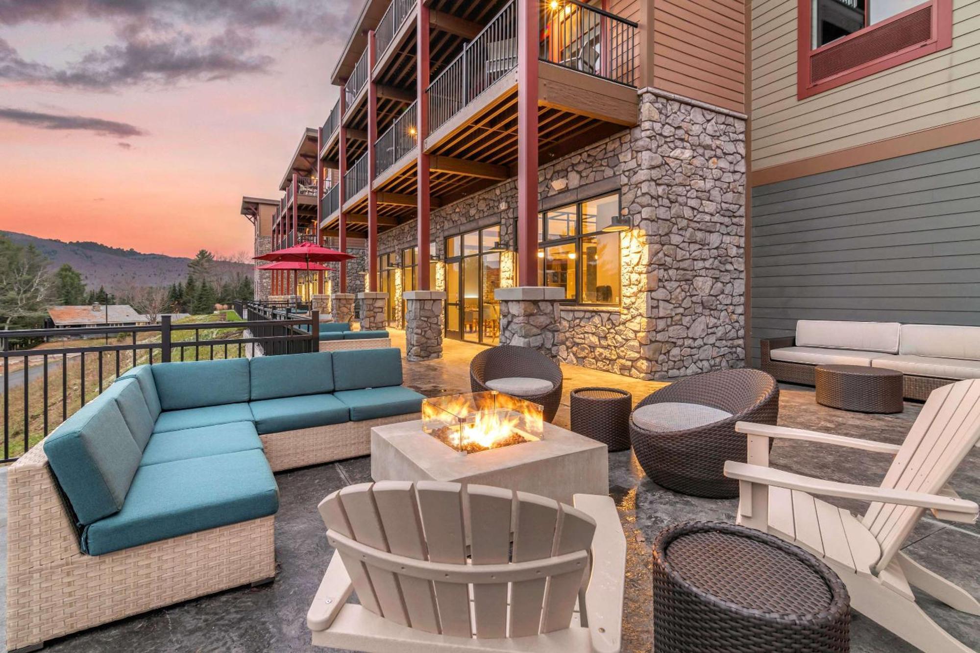 Cambria Hotel Lake Placid - Lakeside Resort 外观 照片